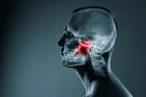 ¿Es peligroso el chasquido mandibular?