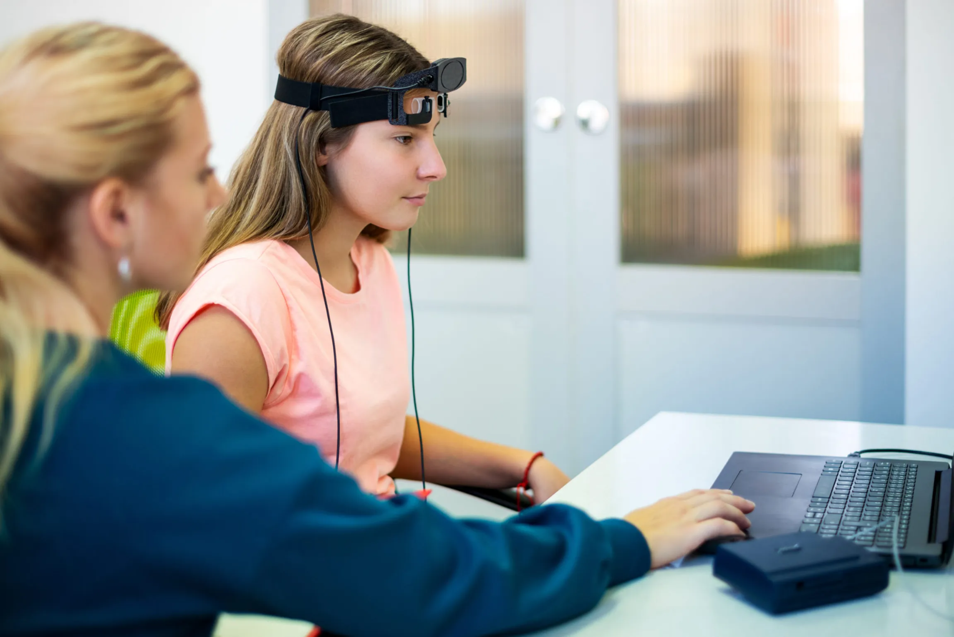 Cómo se implementa el biofeedback para el bruxismo